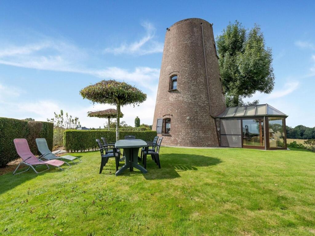Stunning Holiday Home In Oombergen With Terrace And Garden Zottegem Dış mekan fotoğraf