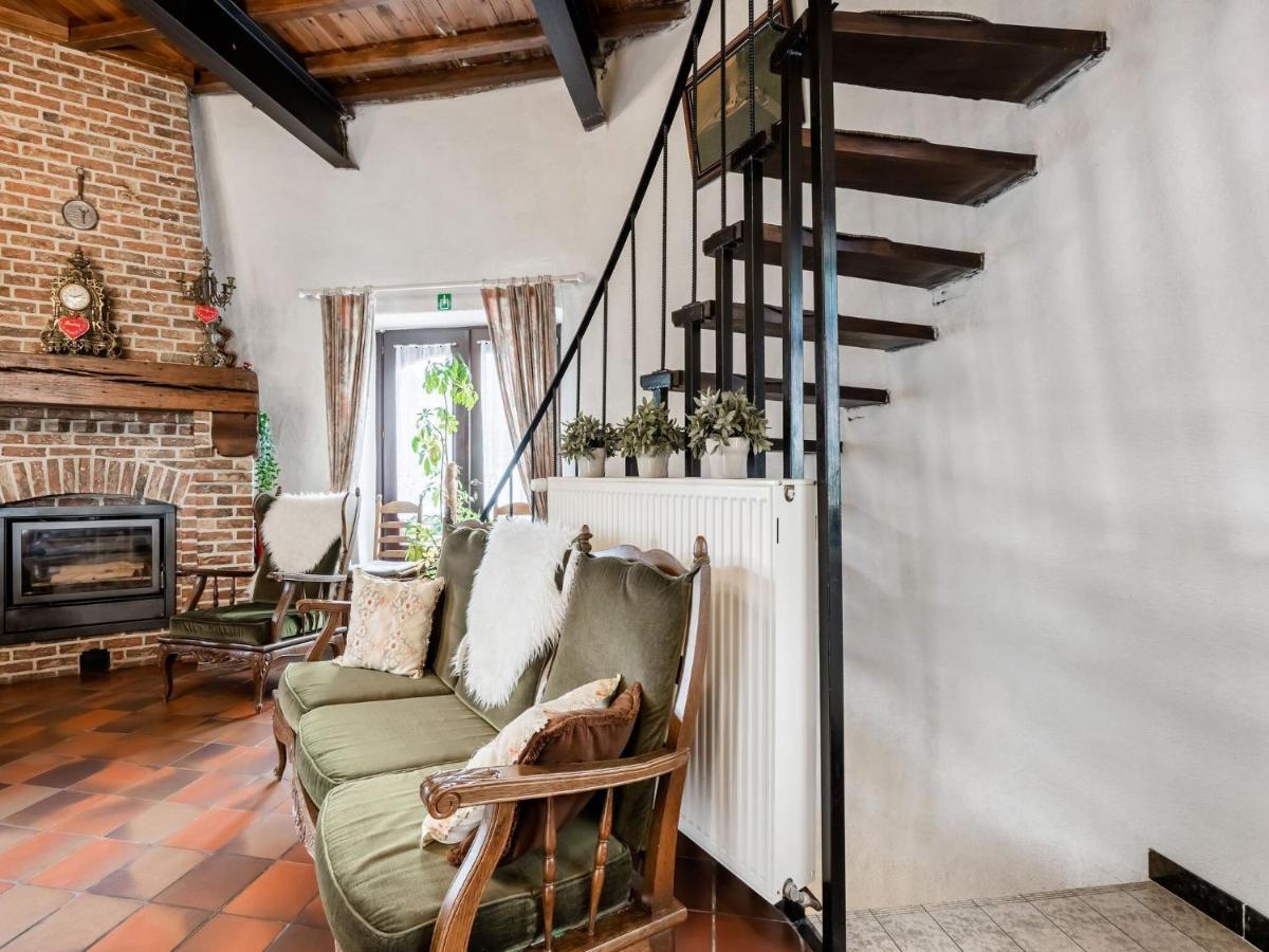 Stunning Holiday Home In Oombergen With Terrace And Garden Zottegem Dış mekan fotoğraf