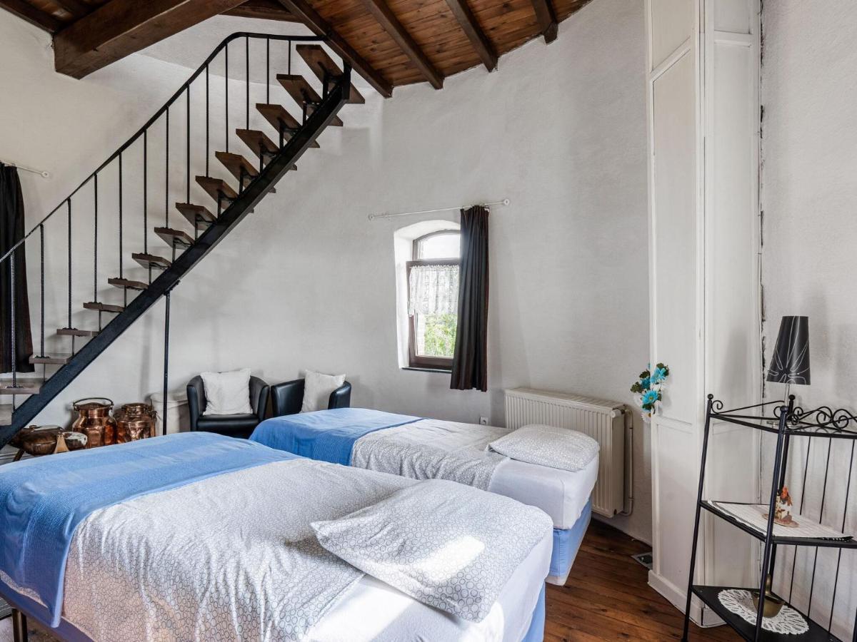 Stunning Holiday Home In Oombergen With Terrace And Garden Zottegem Dış mekan fotoğraf