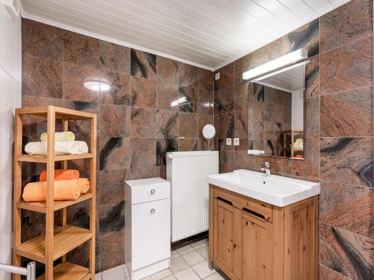 Stunning Holiday Home In Oombergen With Terrace And Garden Zottegem Dış mekan fotoğraf