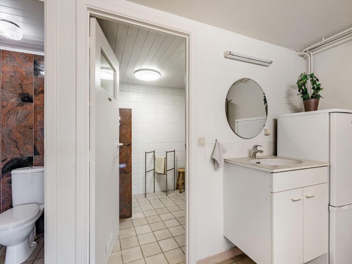 Stunning Holiday Home In Oombergen With Terrace And Garden Zottegem Dış mekan fotoğraf